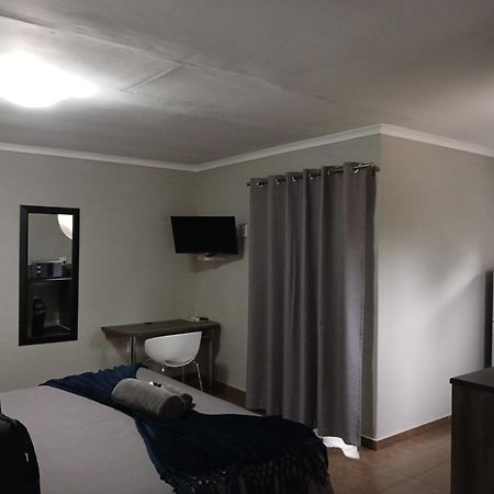 Blue Sparrow Guest House Middelburg  Dış mekan fotoğraf