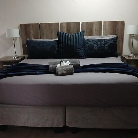 Blue Sparrow Guest House Middelburg  Dış mekan fotoğraf